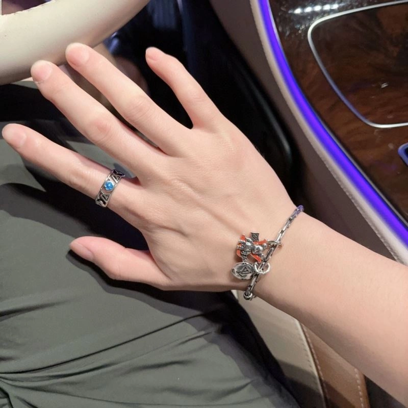 Louis Vuitton Bracelets Casual 251306