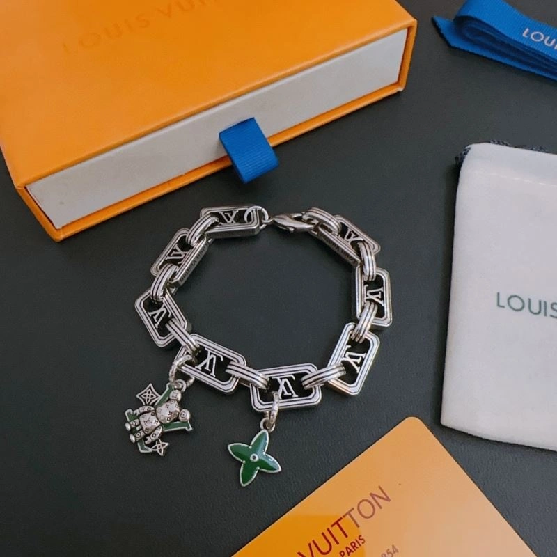 Louis Vuitton Bracelets Seasonal 251294
