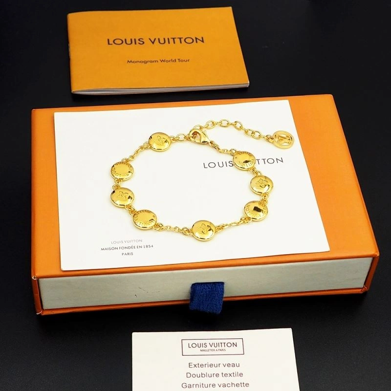 Effortless Louis Vuitton Bracelets 251296