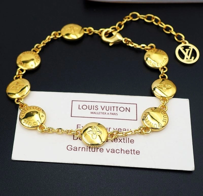 Effortless Louis Vuitton Bracelets 251296