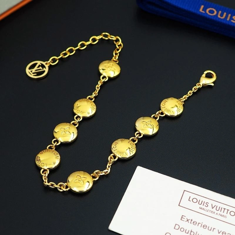 Effortless Louis Vuitton Bracelets 251296