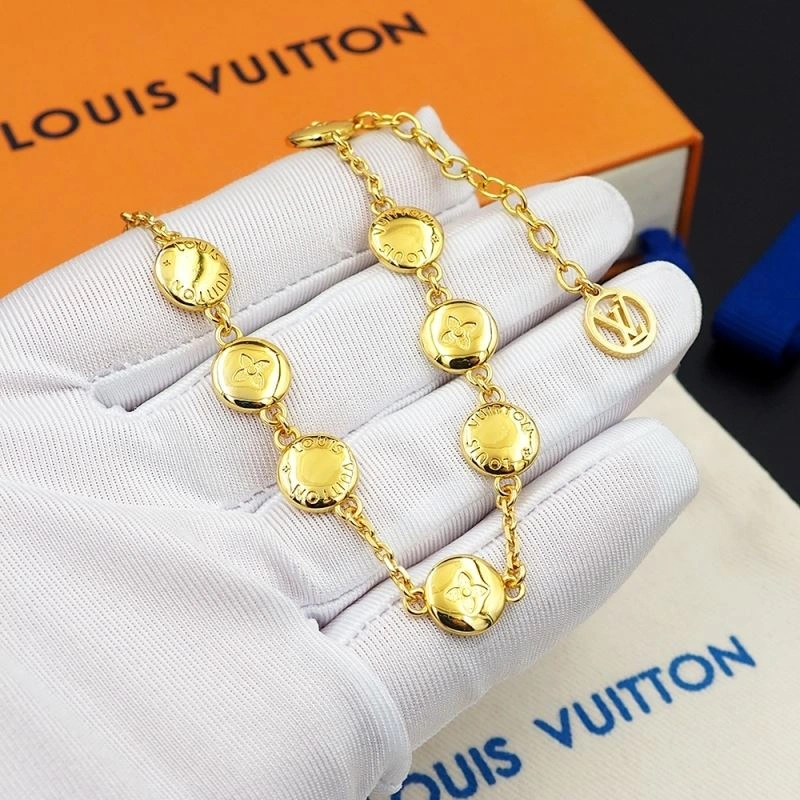 Effortless Louis Vuitton Bracelets 251296