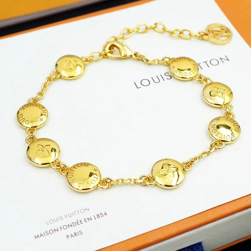 Effortless Louis Vuitton Bracelets 251296