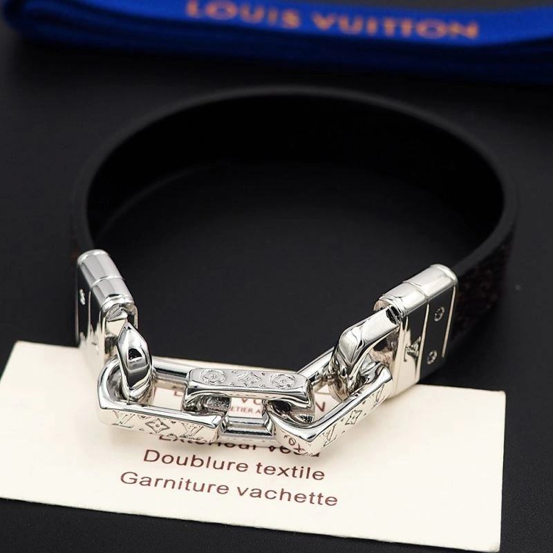 Louis Vuitton Bracelets Unique 251308