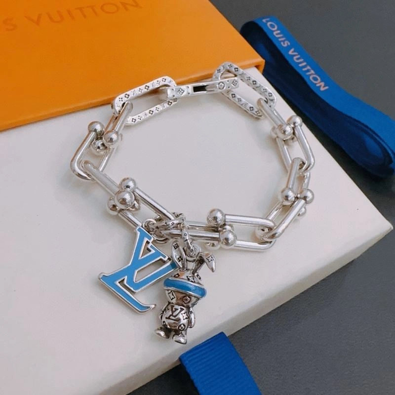 Louis Vuitton Bracelets Popular 251796