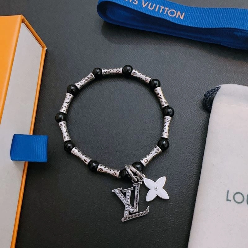 Sporty Louis Vuitton Bracelets 251795
