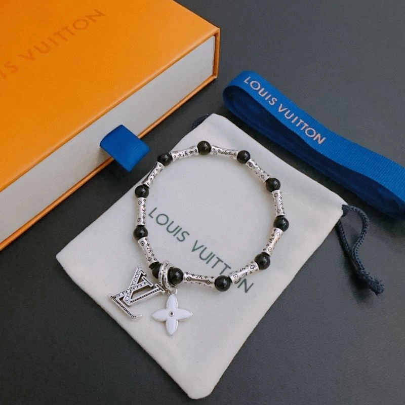 Sporty Louis Vuitton Bracelets 251795