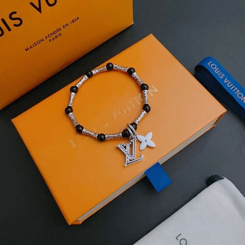 Sporty Louis Vuitton Bracelets 251795