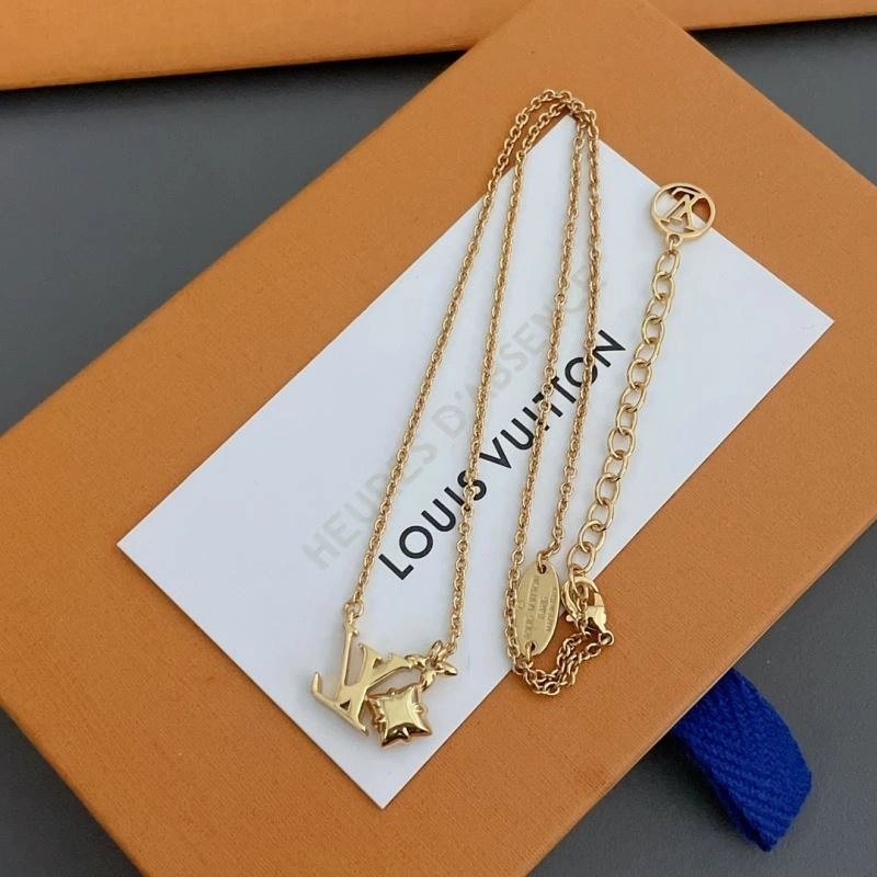 Premium Louis Vuitton Bracelets 251781