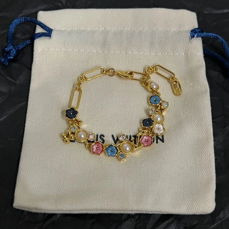 Louis Vuitton Bracelets Snug 251761