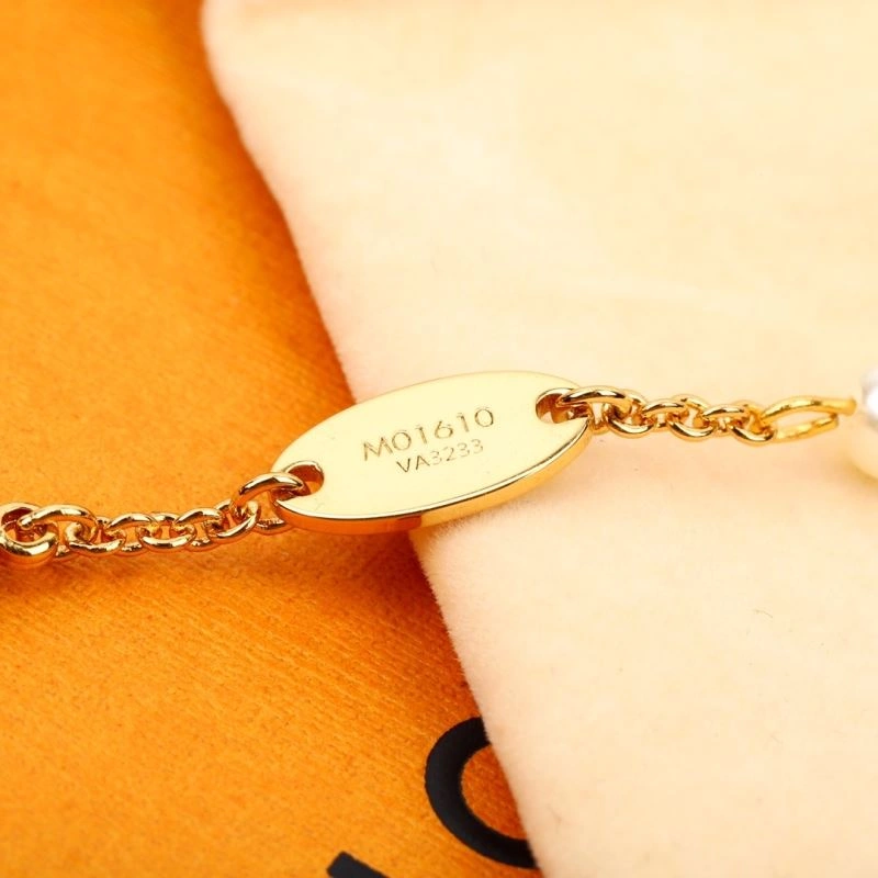 Louis Vuitton Bracelets Youthful 251767