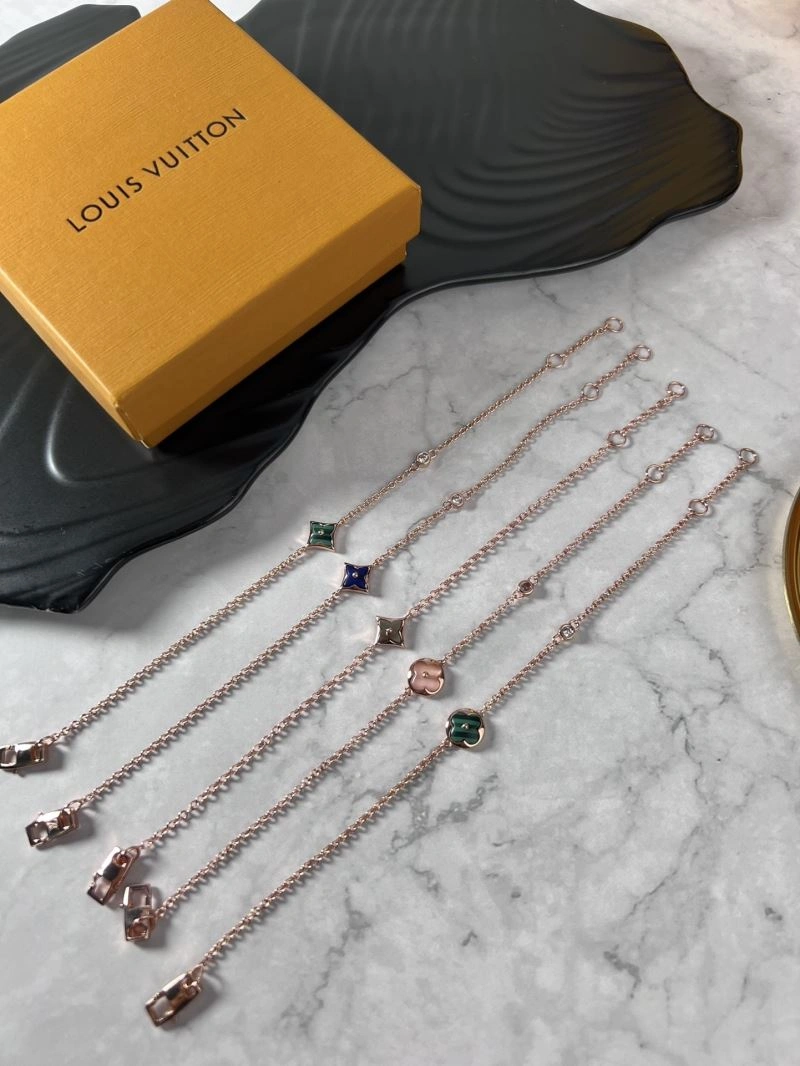 MoistureWicking Louis Vuitton Bracelets 251773