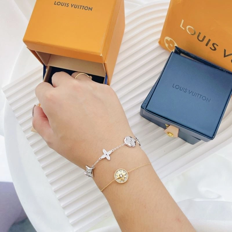 ZipUp Louis Vuitton Bracelets 251758