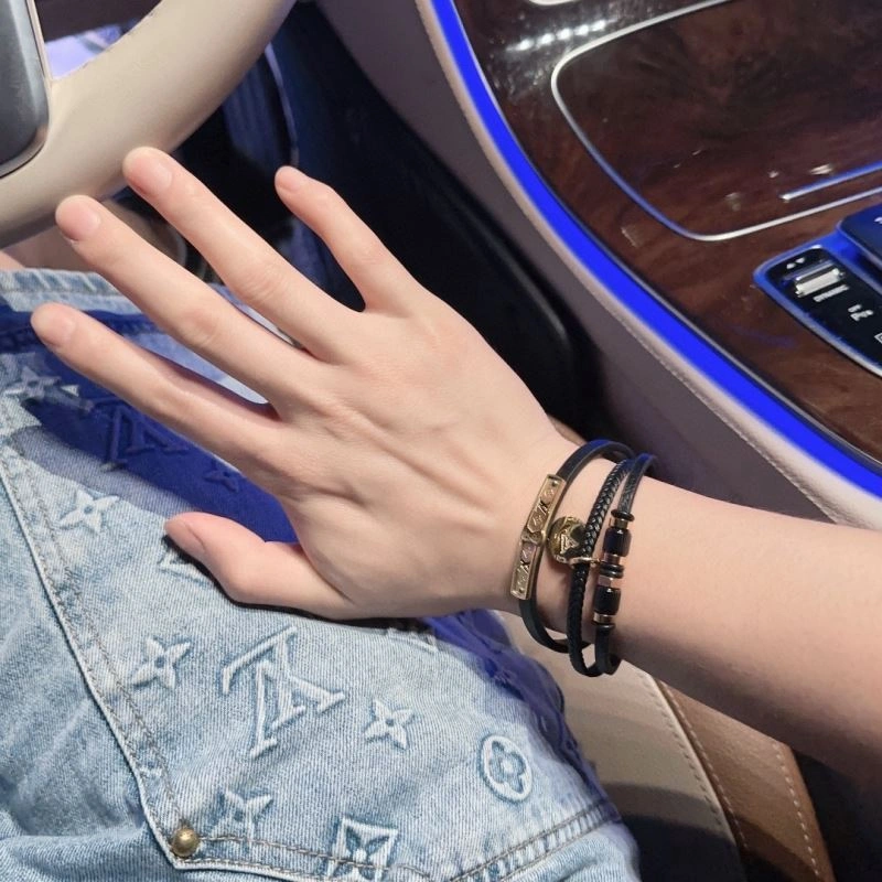 SportInspired Louis Vuitton Bracelets 251789