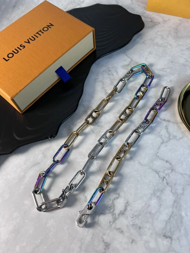 Louis Vuitton Bracelets Contemporary 251785