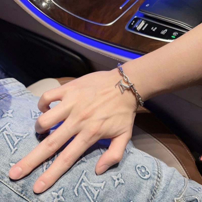 Reliable Louis Vuitton Bracelets 251770