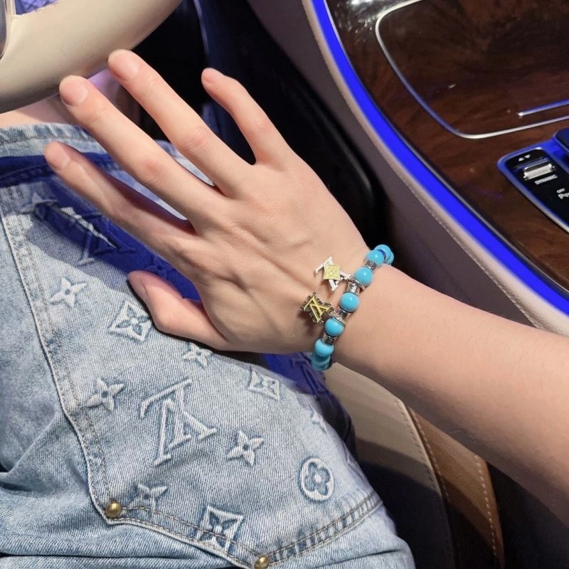 Louis Vuitton Bracelets SmoothTexture 251776