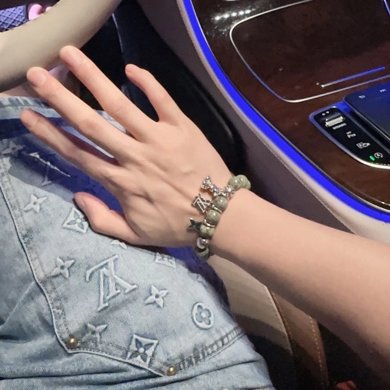 FashionForward Louis Vuitton Bracelets 251772