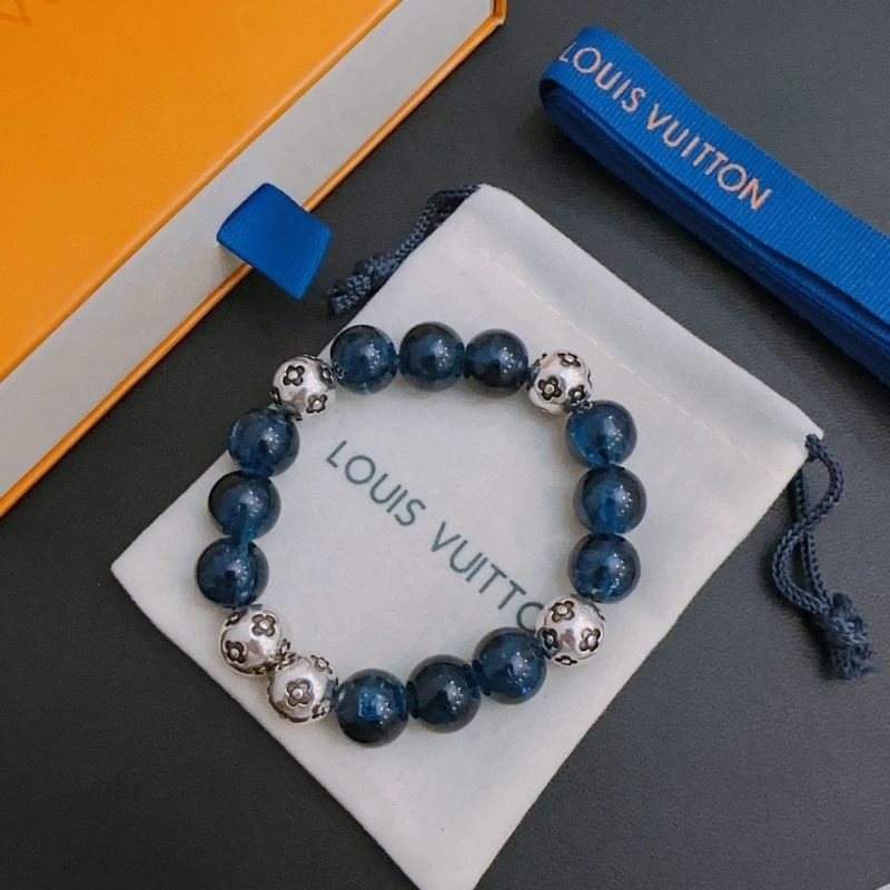 Snug Louis Vuitton Bracelets 251779