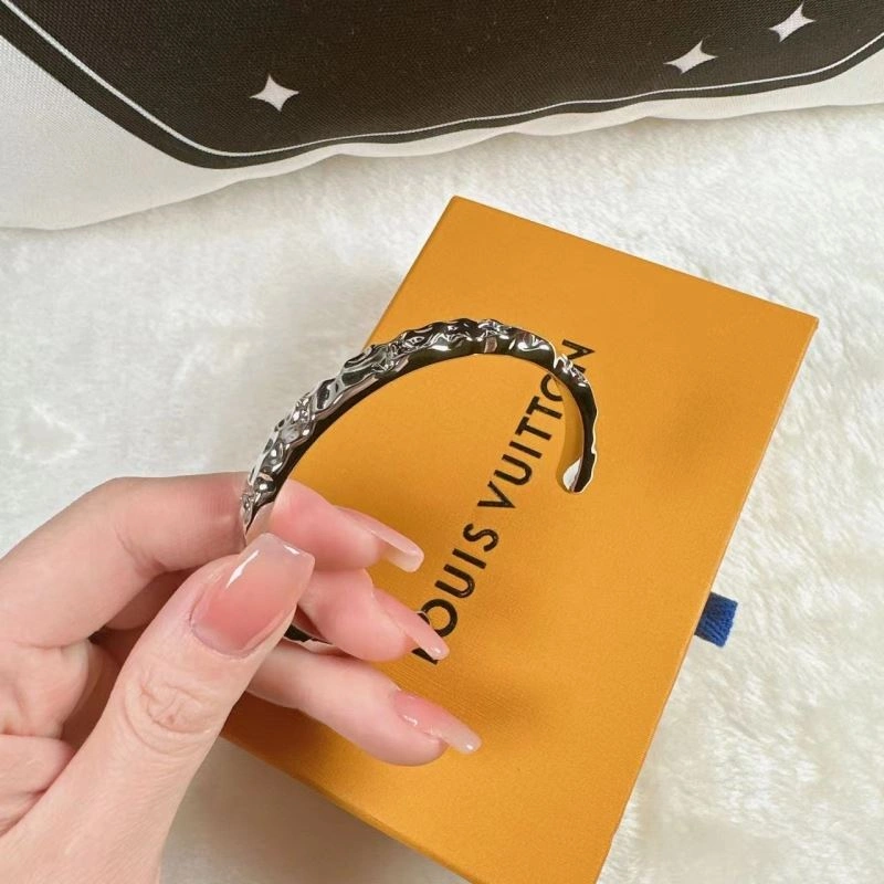 Louis Vuitton Bracelets ComfortFit 251778