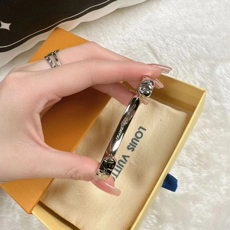 Louis Vuitton Bracelets ComfortFit 251778
