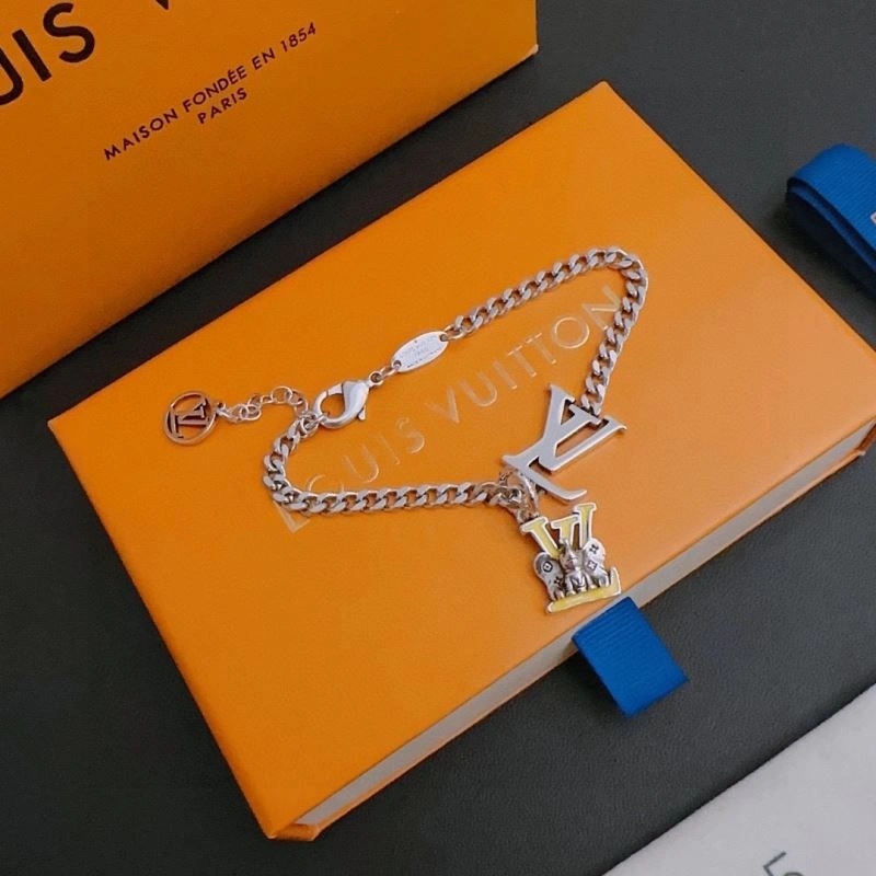 Louis Vuitton Bracelets Modern 251768