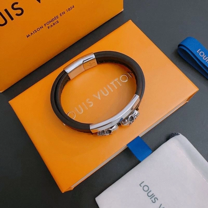 TravelReady Louis Vuitton Bracelets 251755