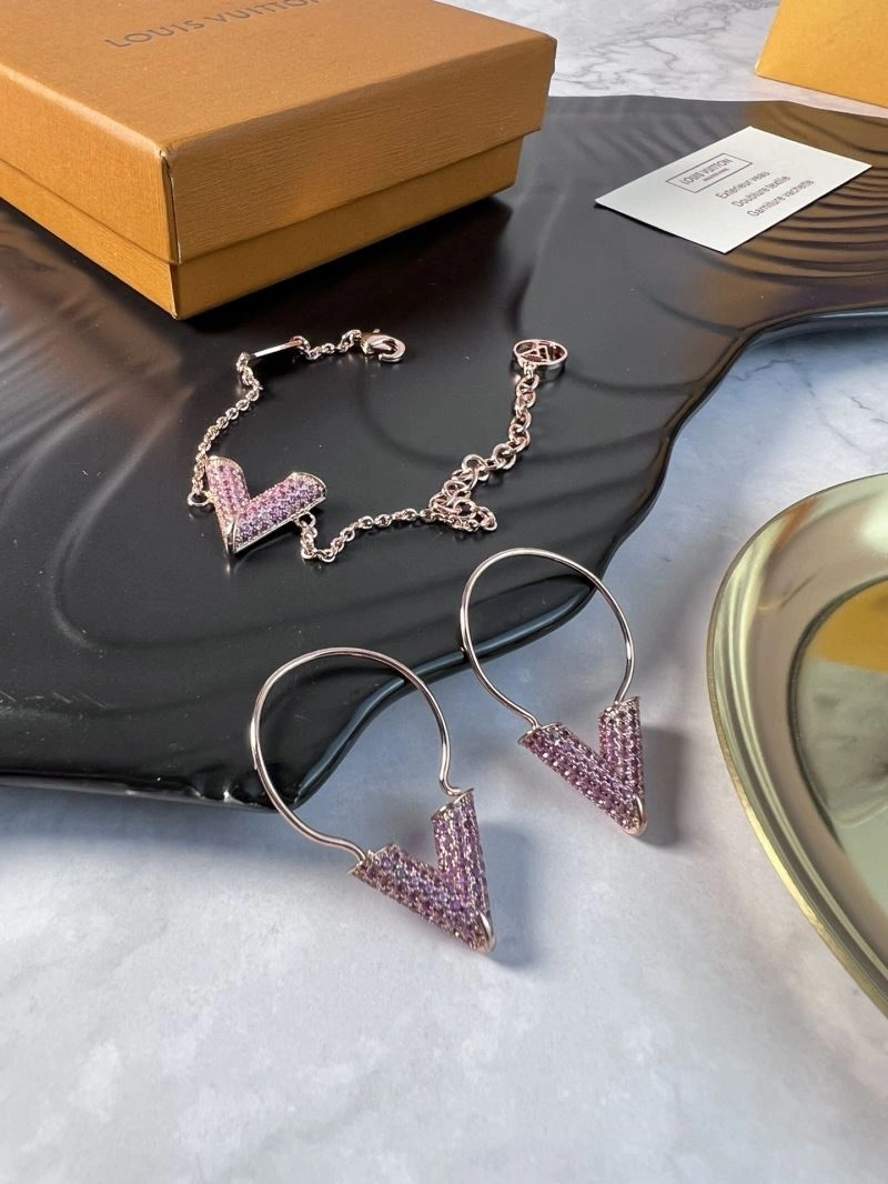Louis Vuitton Bracelets Flexible 251741