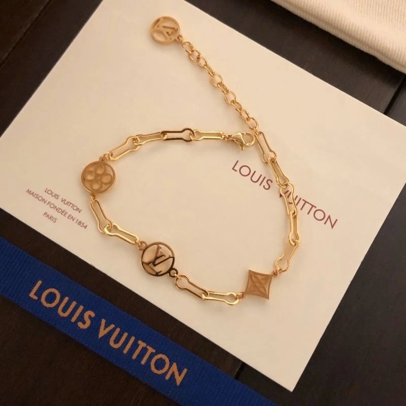 Louis Vuitton Bracelets Tailored 251608