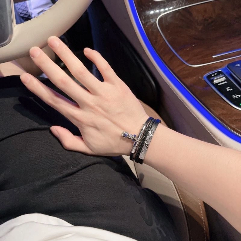 Louis Vuitton Bracelets WellDesigned 251617