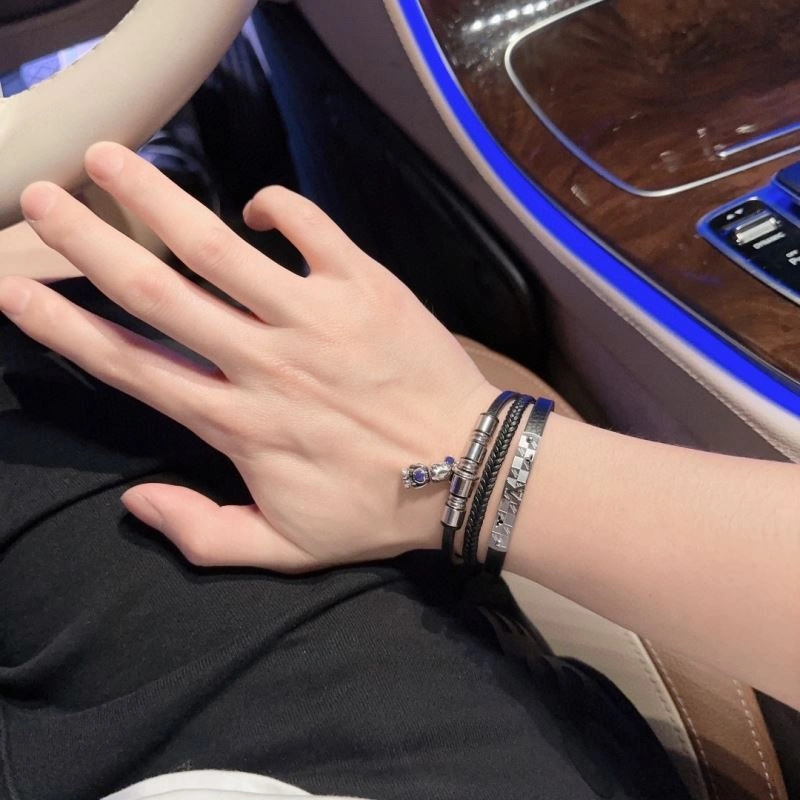 Louis Vuitton Bracelets WellDesigned 251617
