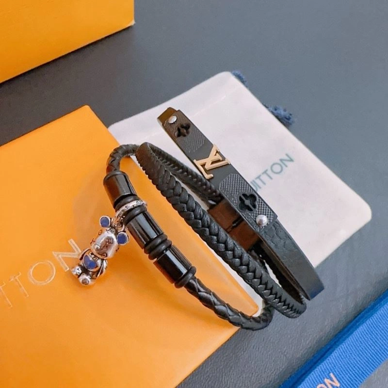 Louis Vuitton Bracelets Youthful 251620