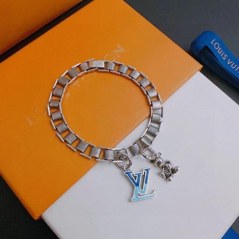 Affordable Louis Vuitton Bracelets 251595