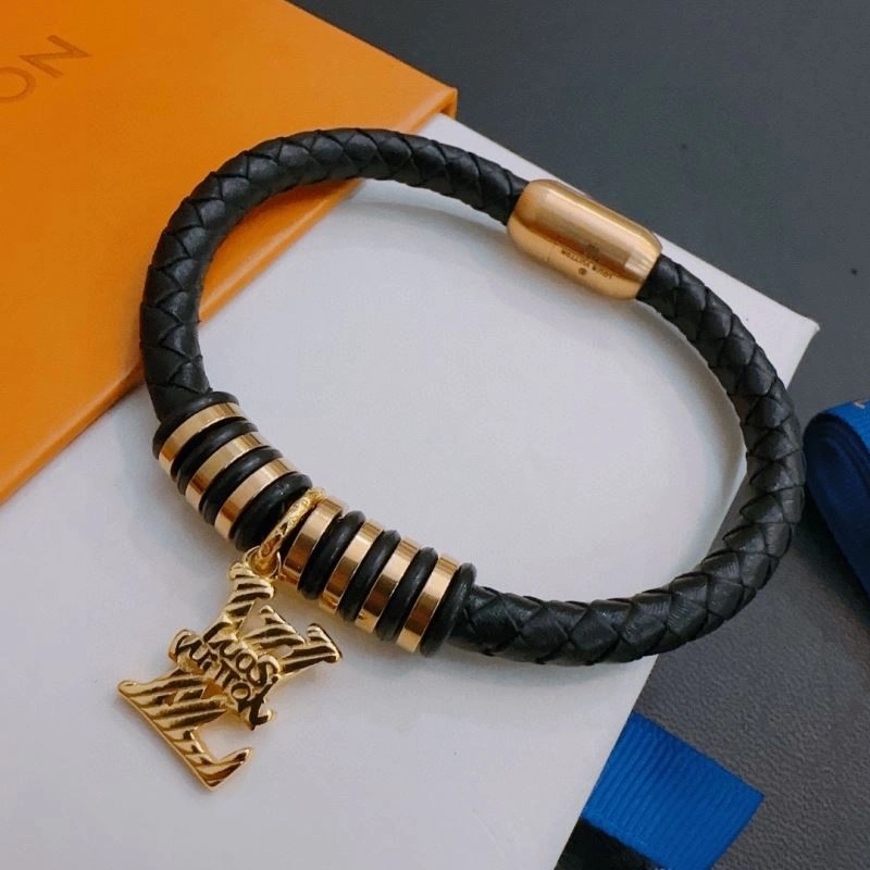Seasonal Louis Vuitton Bracelets 251591