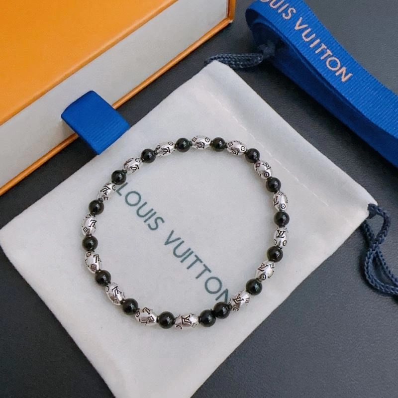 Sleek Louis Vuitton Bracelets 251570