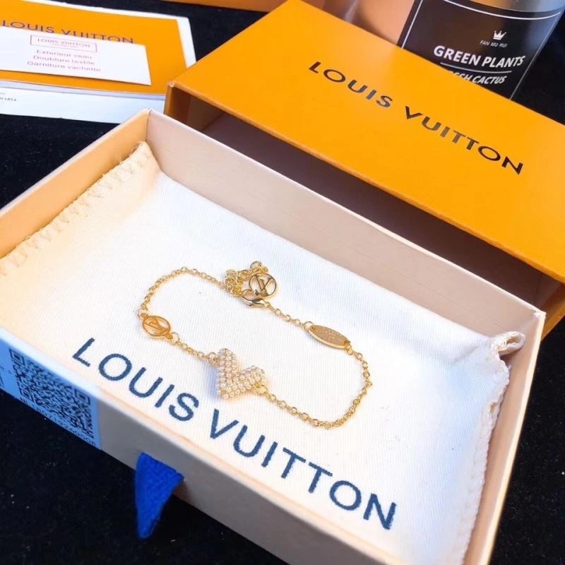 Seasonal Louis Vuitton Bracelets 251569