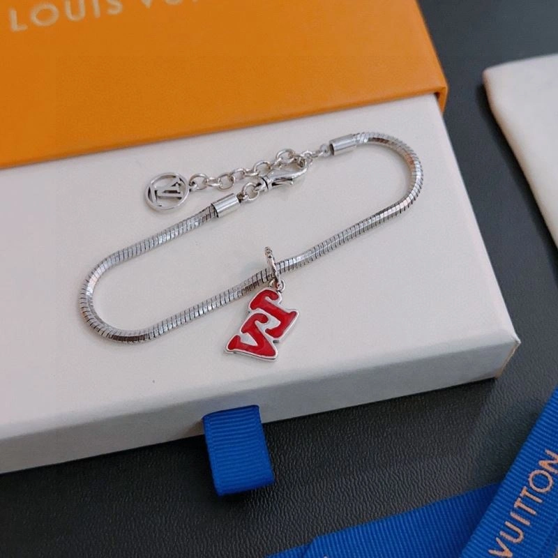 Bright Louis Vuitton Bracelets 251580