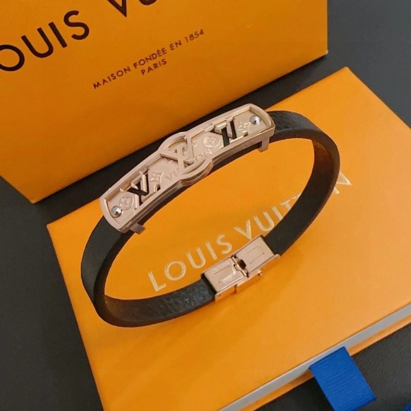 Resilient Louis Vuitton Bracelets 251584
