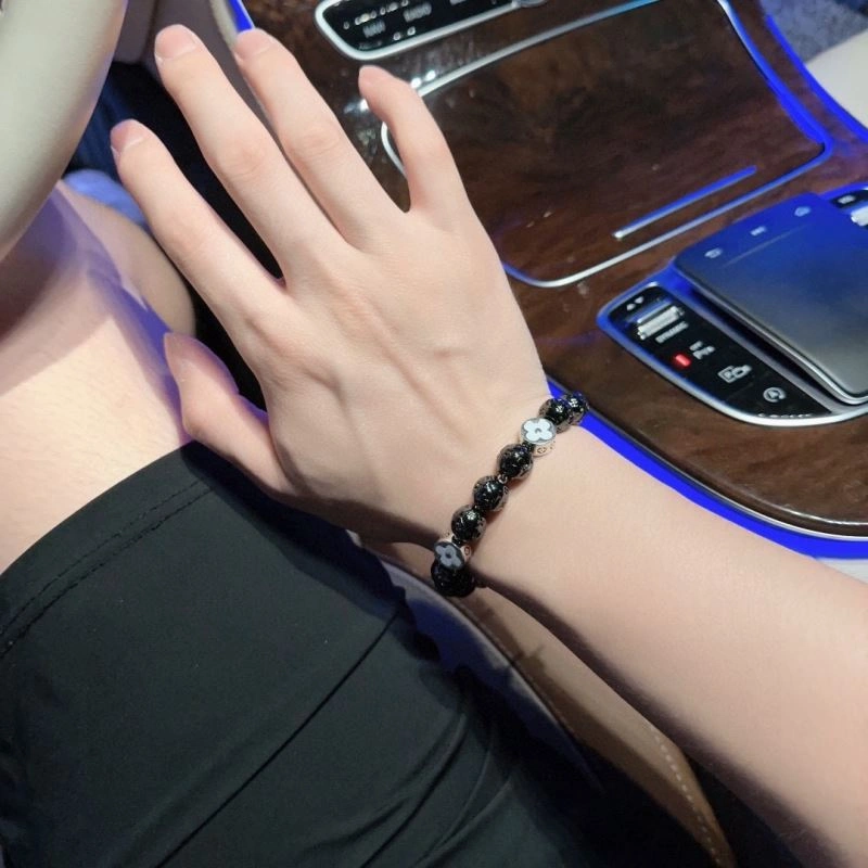 OnTrend Louis Vuitton Bracelets 251568