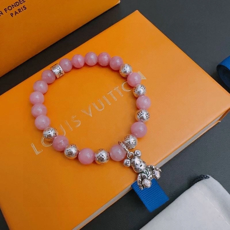 Louis Vuitton Bracelets DailyWear 251578