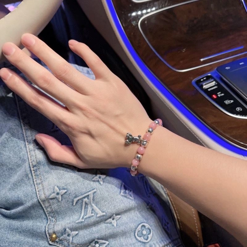 Louis Vuitton Bracelets DailyWear 251578
