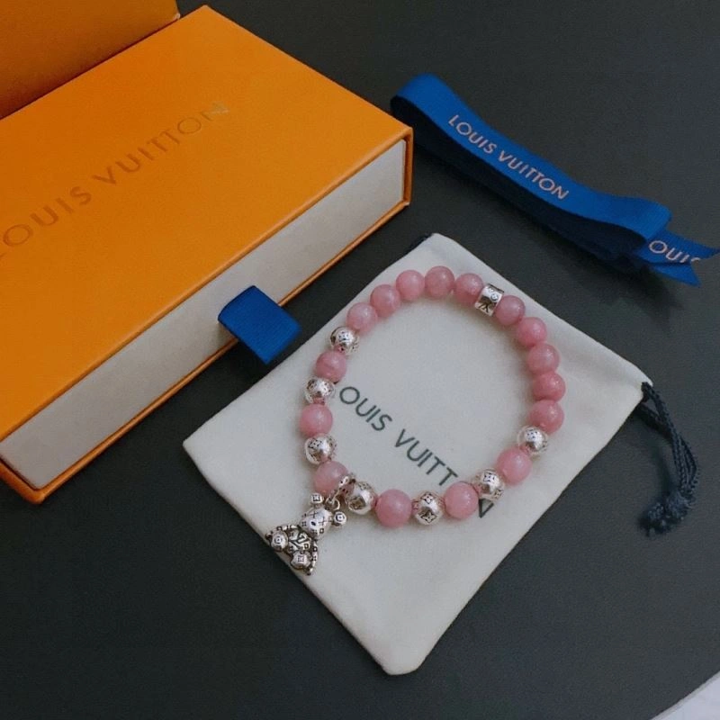 Louis Vuitton Bracelets DailyWear 251578
