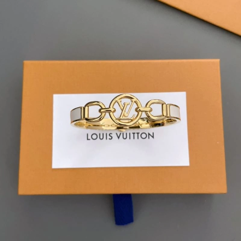 Louis Vuitton Bracelets Sporty 251571
