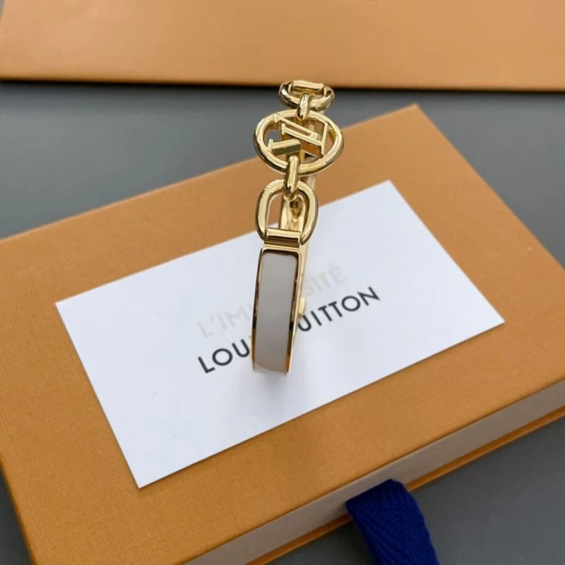 Louis Vuitton Bracelets Sporty 251571