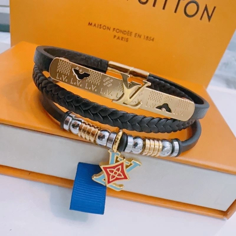 Effortless Louis Vuitton Bracelets 251583