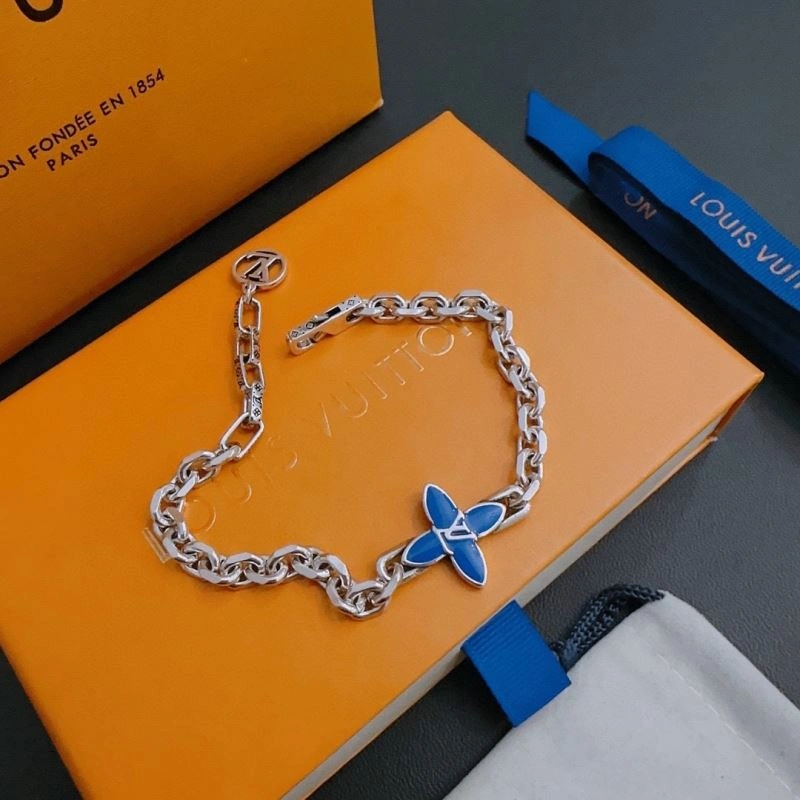 UrbanStyle Louis Vuitton Bracelets 251565