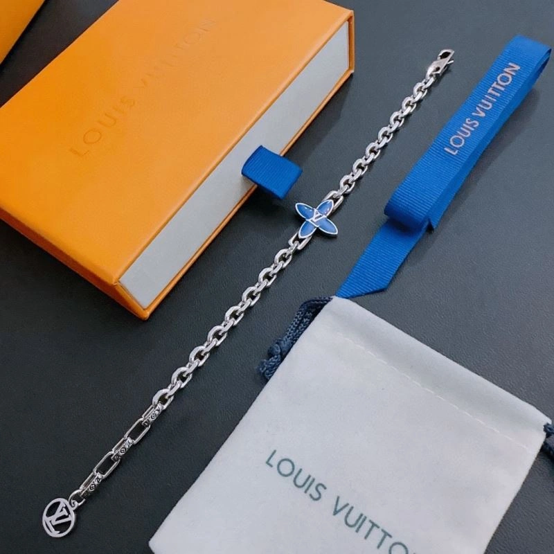 UrbanStyle Louis Vuitton Bracelets 251565