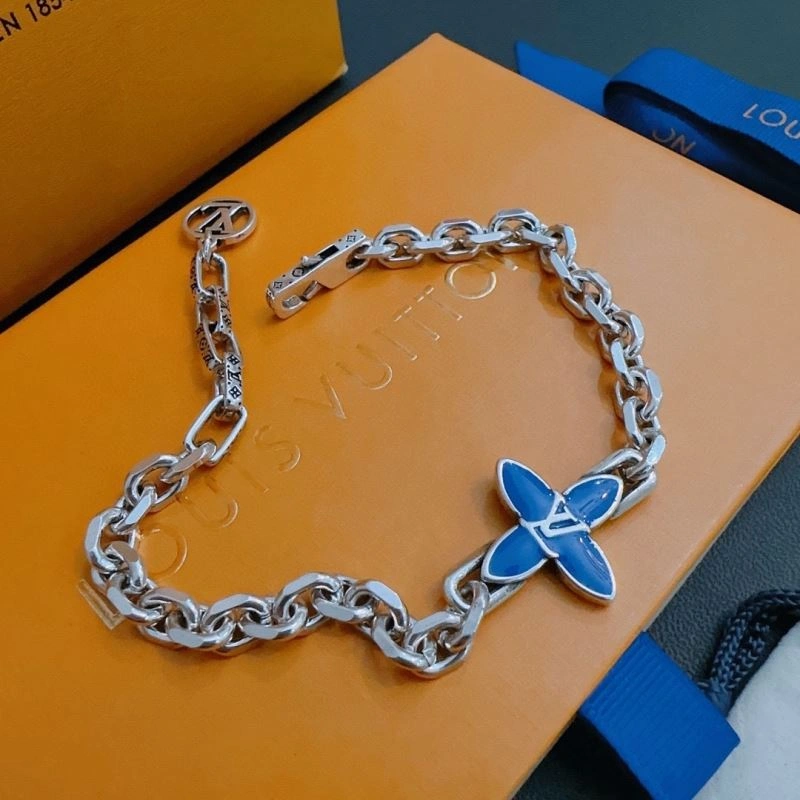 UrbanStyle Louis Vuitton Bracelets 251565
