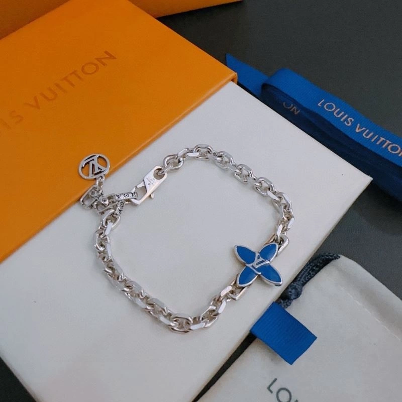 UrbanStyle Louis Vuitton Bracelets 251565