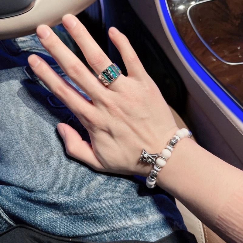 WaterResistant Louis Vuitton Bracelets 251562